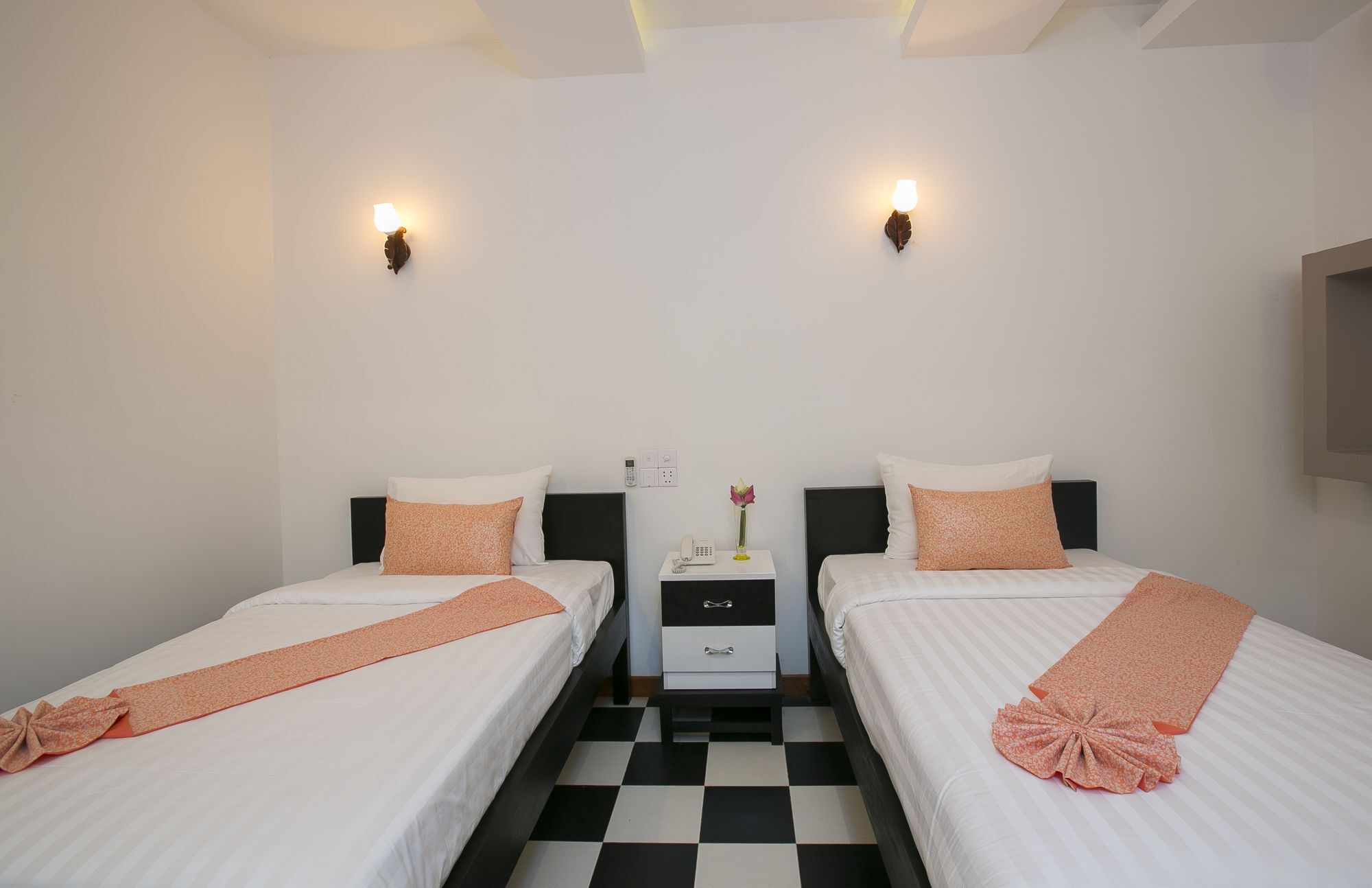 Ly Ann Boutique D'Angkor Hotel Сиемрип Экстерьер фото